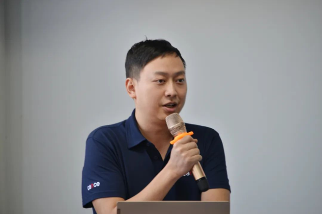 Preis verleihung zum 10-jährigen Jubiläum 2022 Xiangyi Veteran Staff