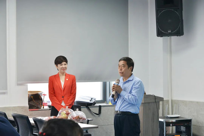 Xiang Yi Sales Team Training